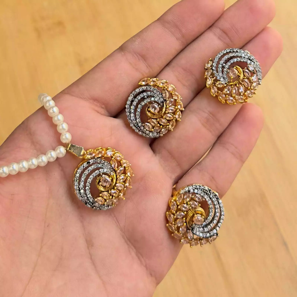Indian zircon pendant set