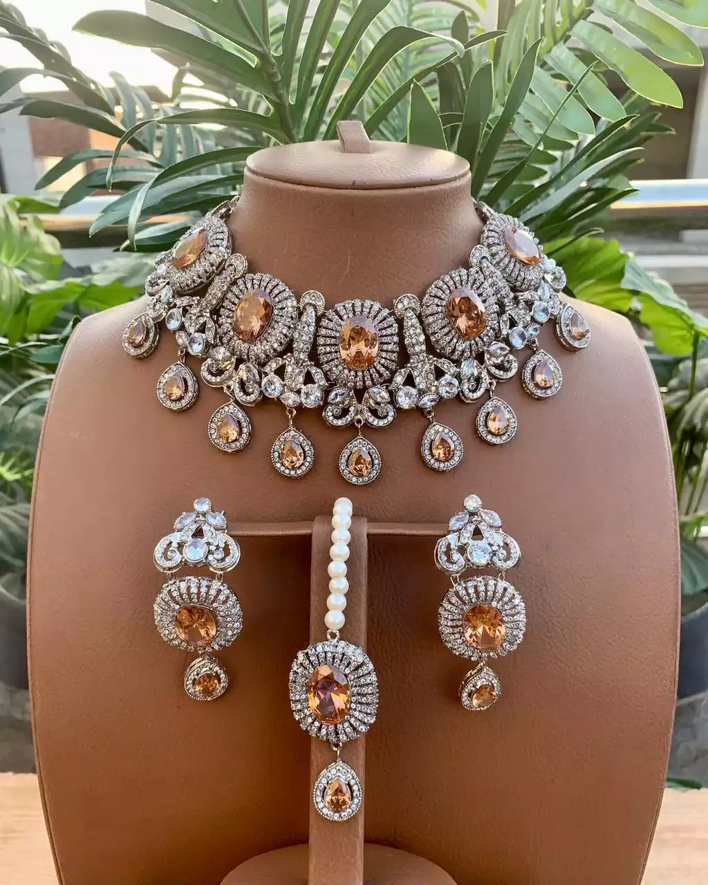 Rp jarao bridal set with teeka