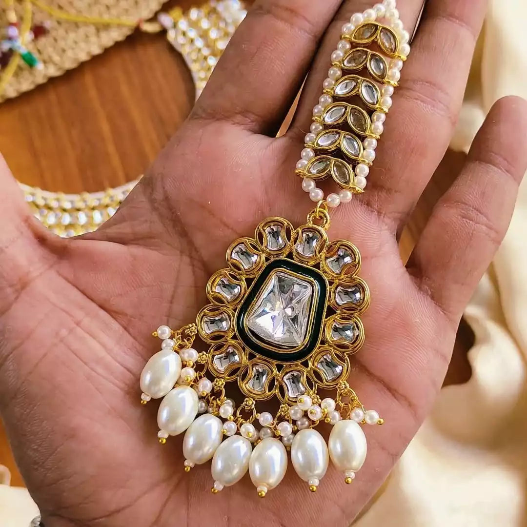 Dabbi kundan necklace set Secondary image