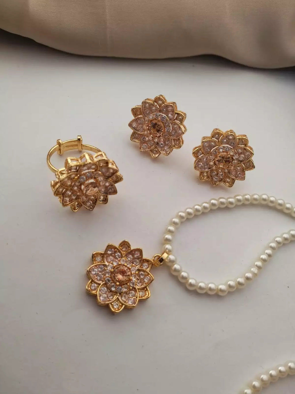 Zircon pendant set with ring-002