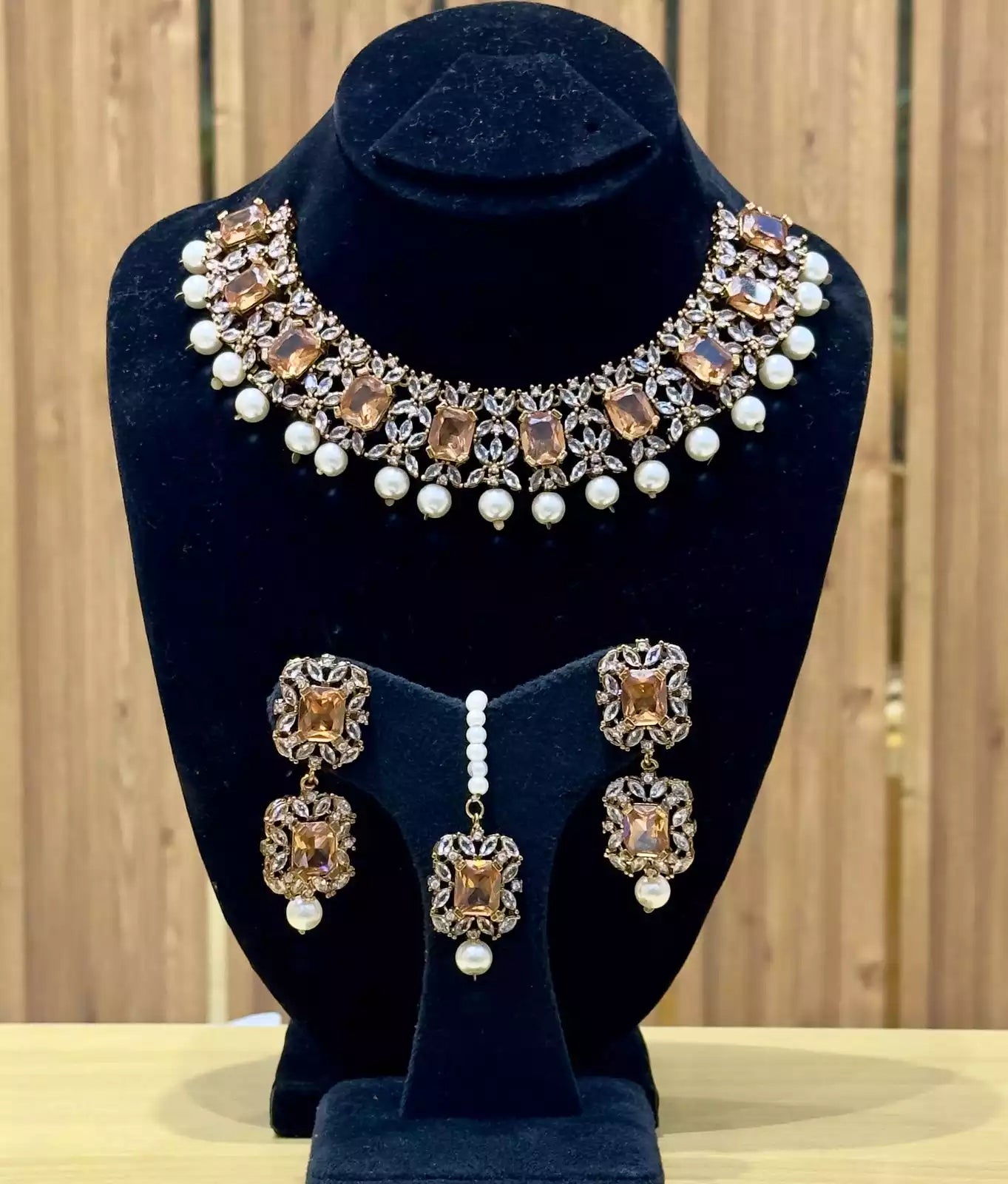 Pearl zirconia necklace set Main image
