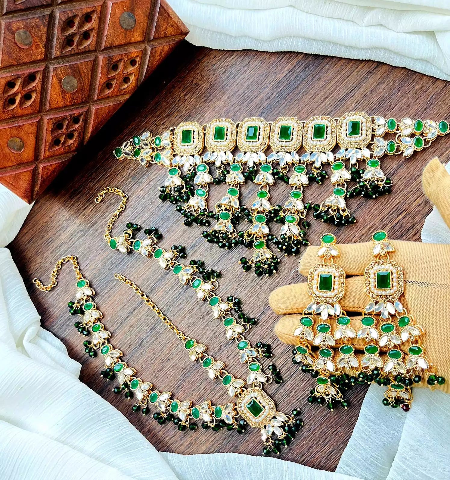 Kundan set with matha patti