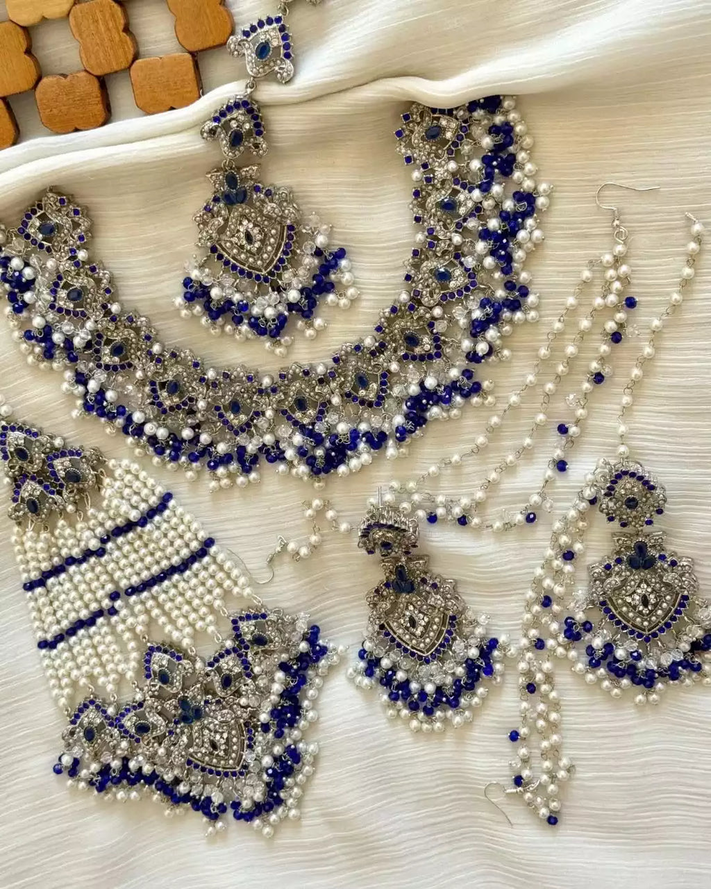 Noratan bridal set with jhumar