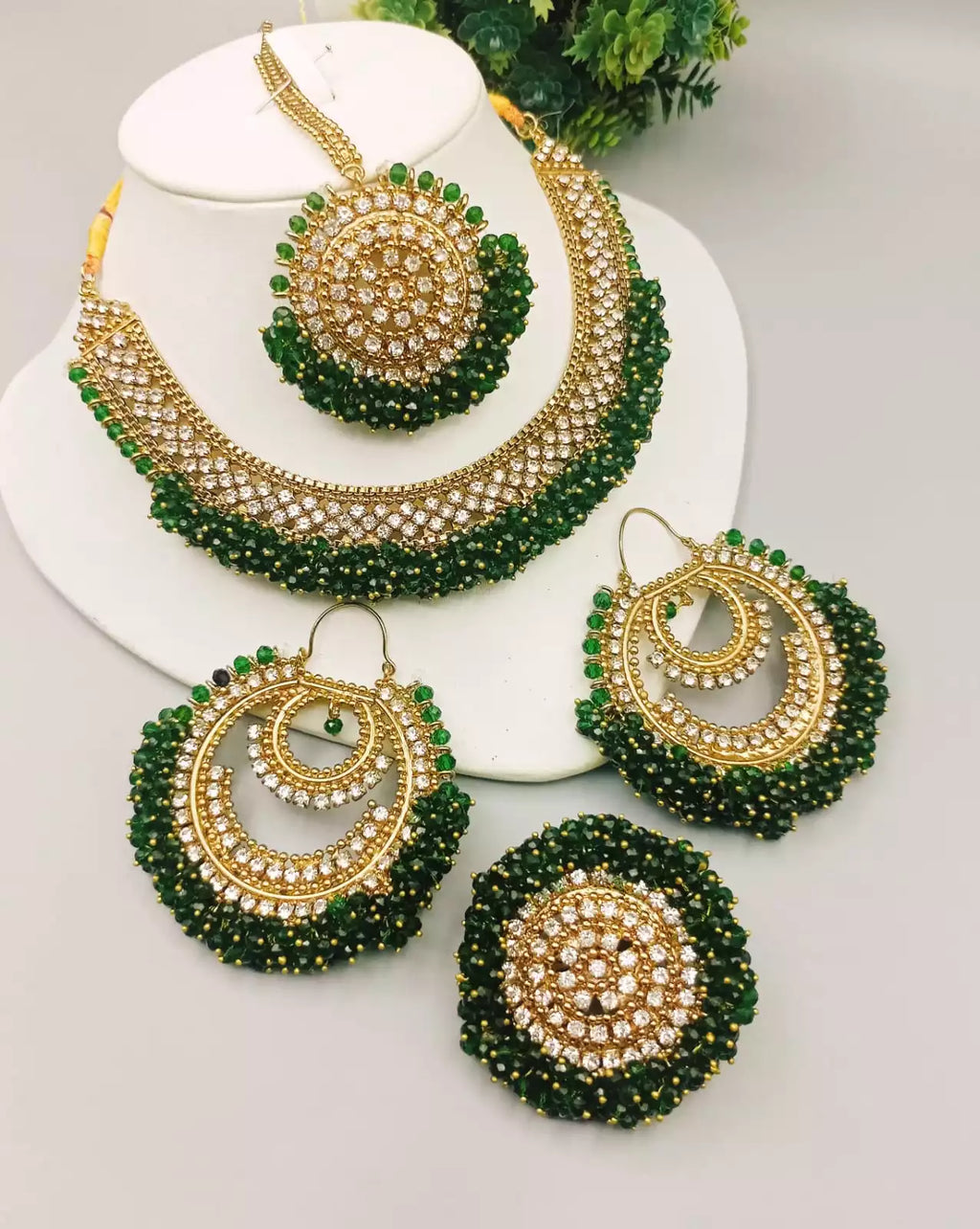 Heavy gajra bandhai set with ring