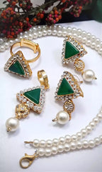 Egyptian locket set with maala