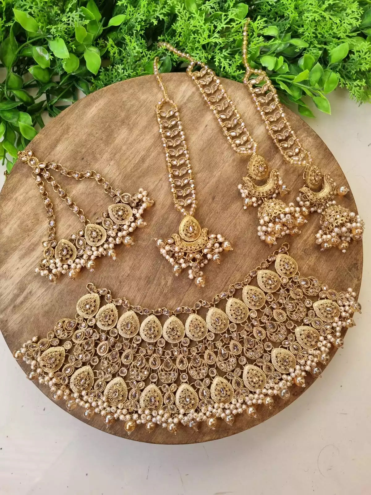 Heavy bridal set with jhumar