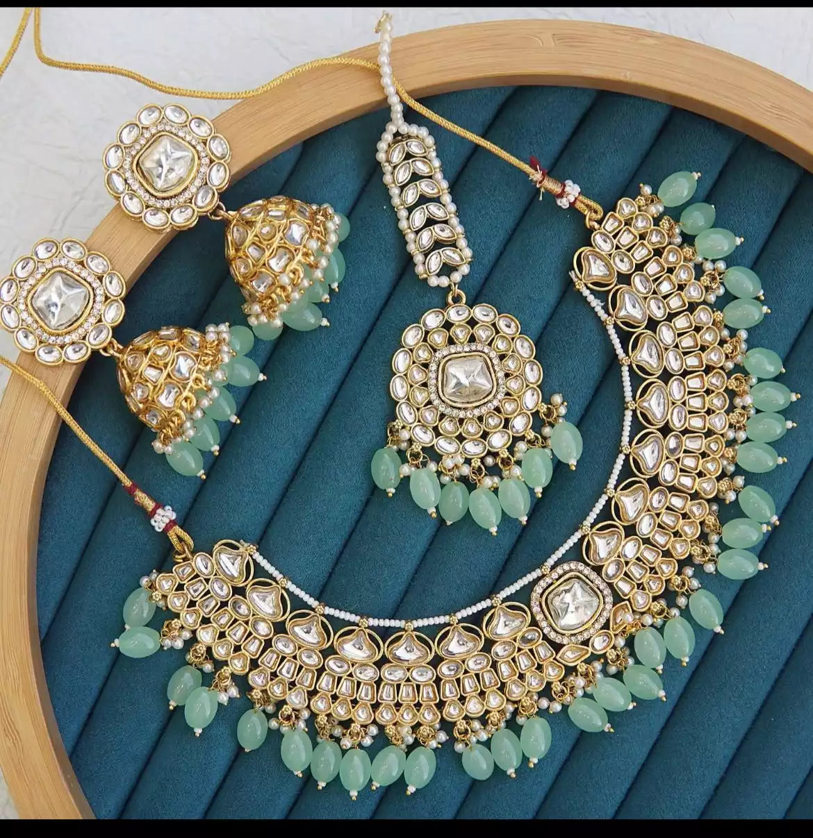 Indian kundan necklace set