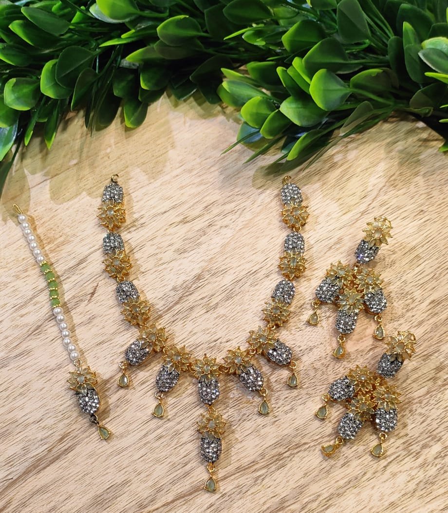 High quality zircon necklace set