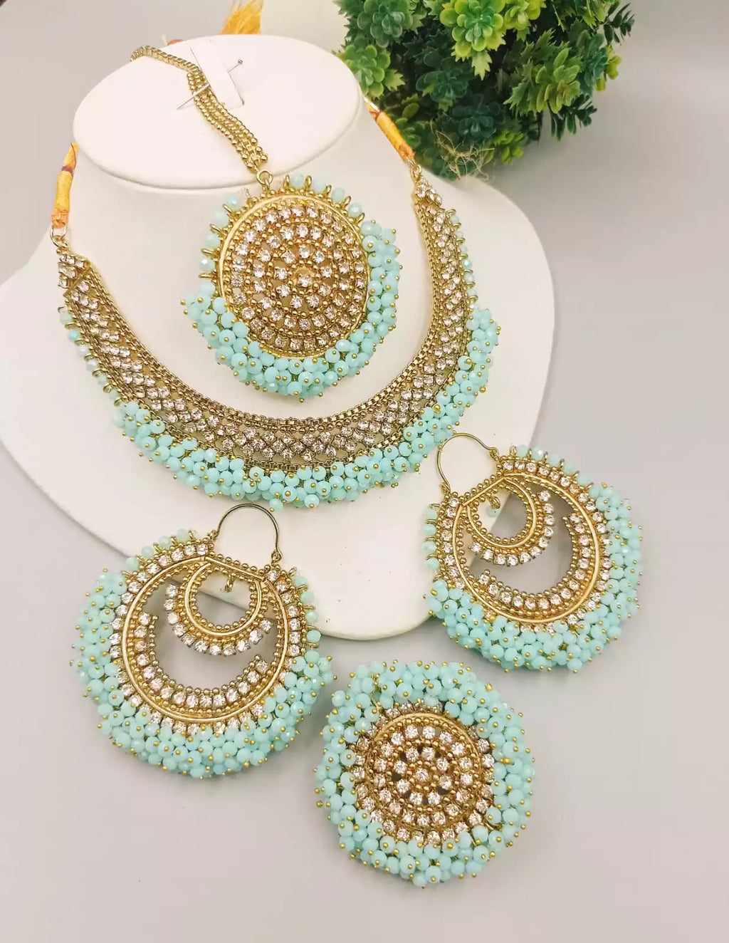 Heavy gajra bandhai set with ring