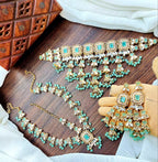 Kundan set with matha patti