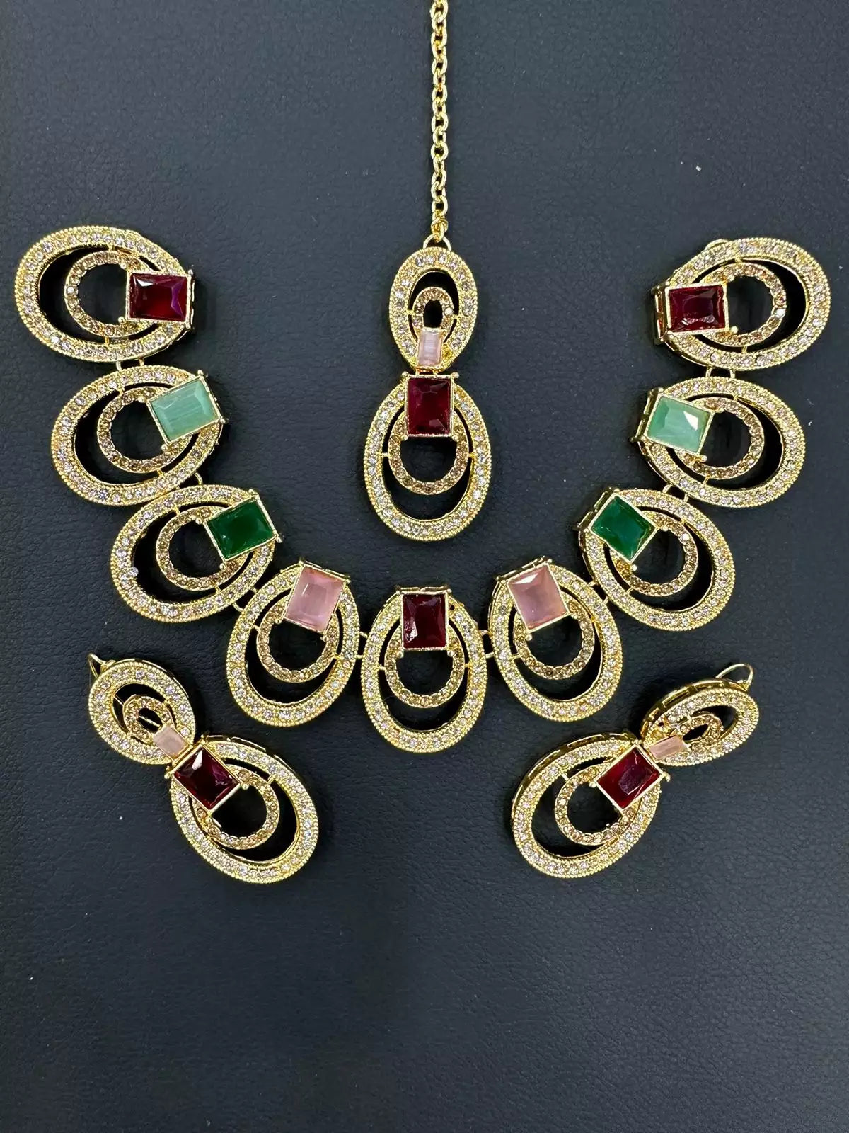 Miro zircon necklace set