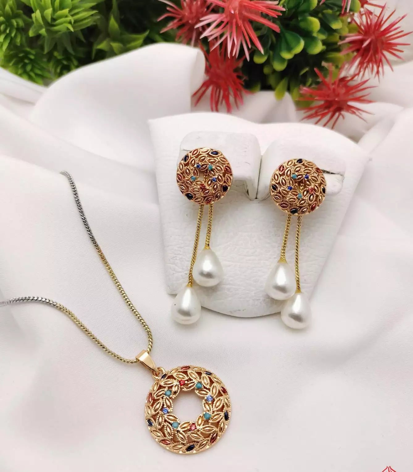 Gold plated pendant set-006