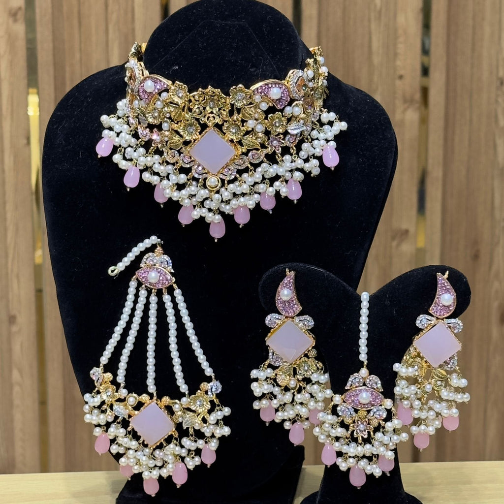 Handmade collar set with jhumar