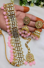 Kundan choker set
