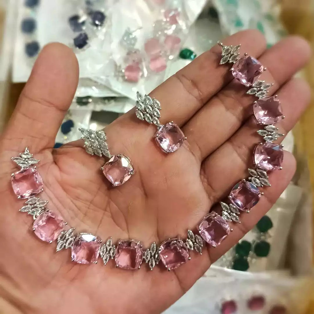 AD necklace set