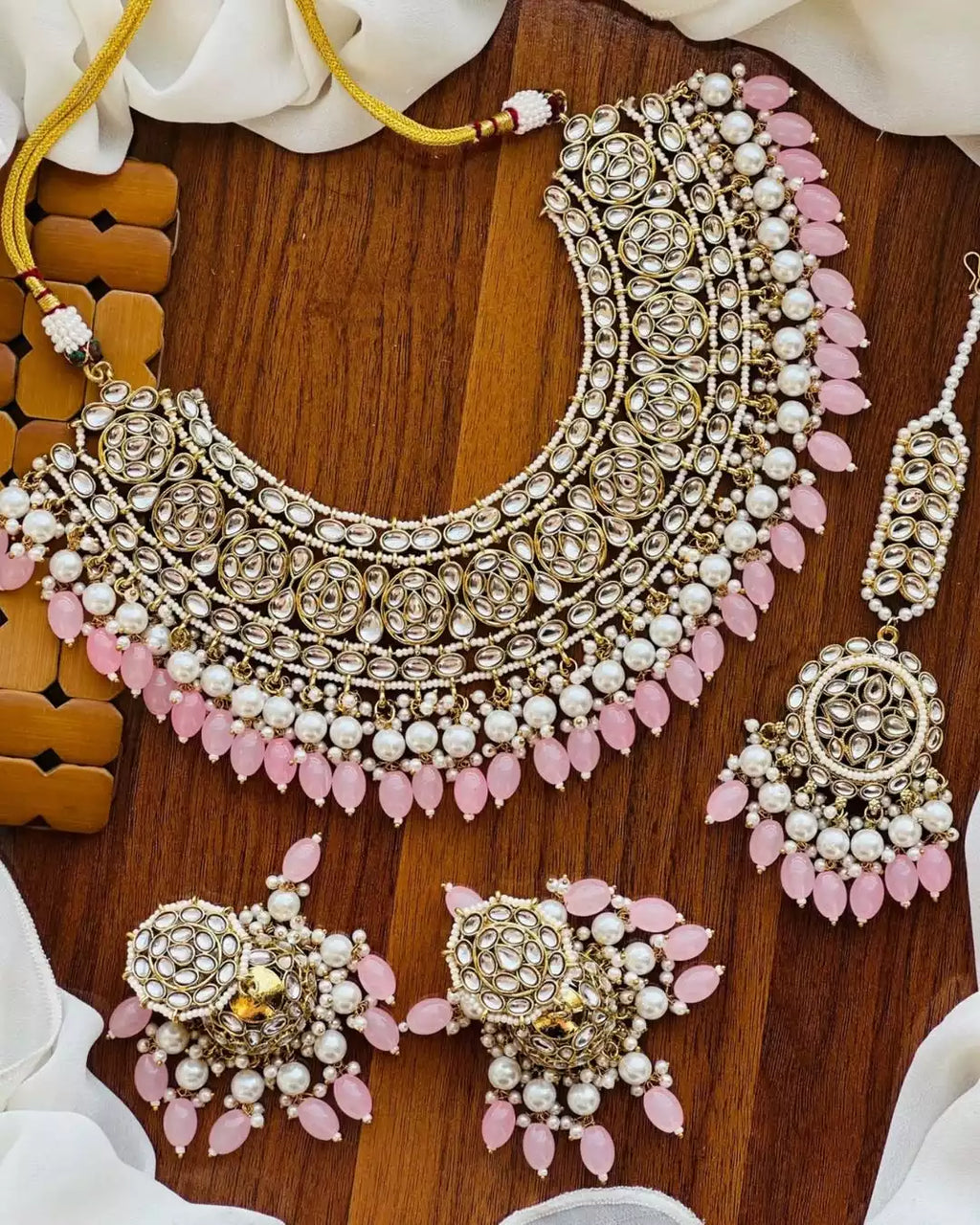 Kundan bridal set