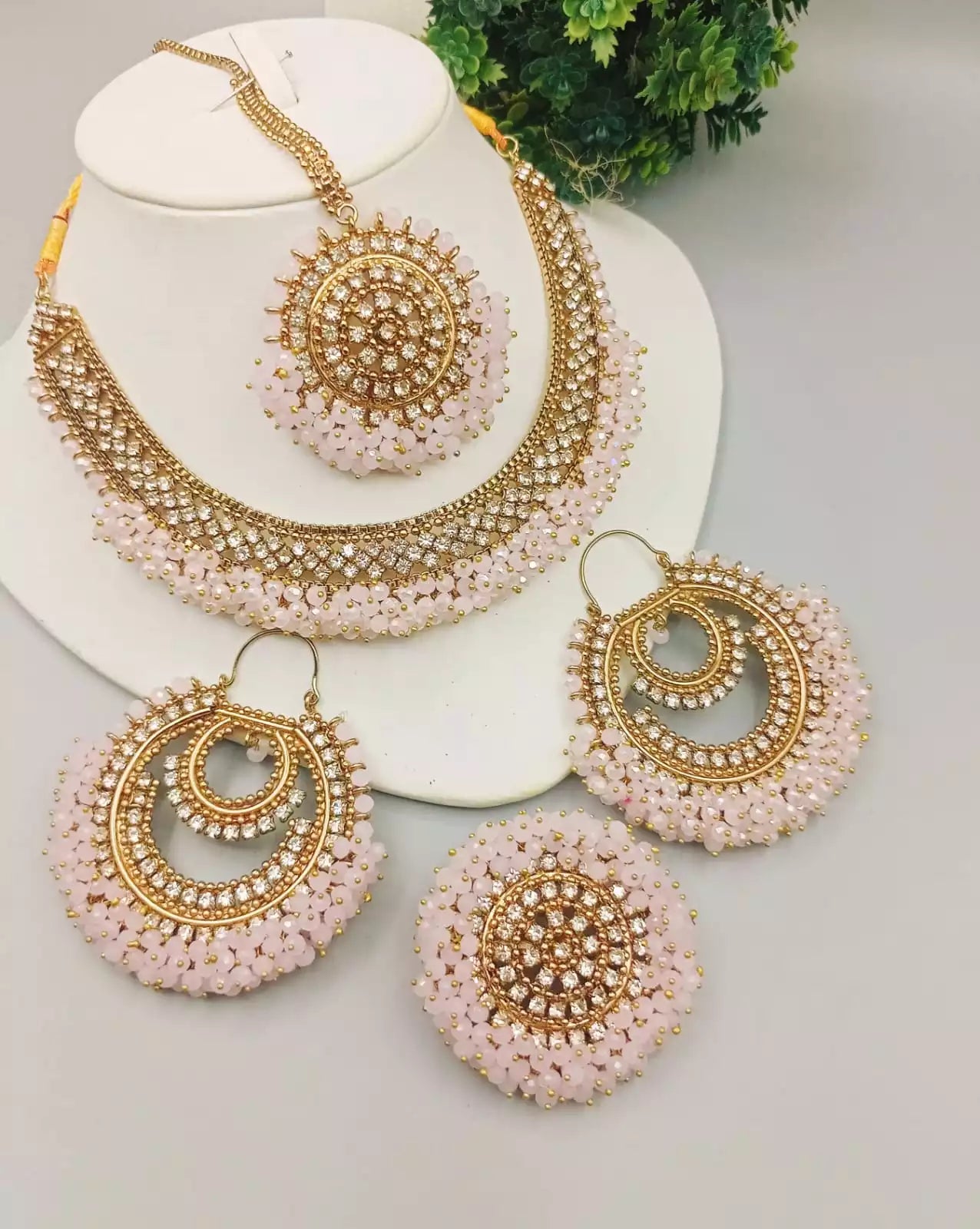 Heavy gajra bandhai set with ring