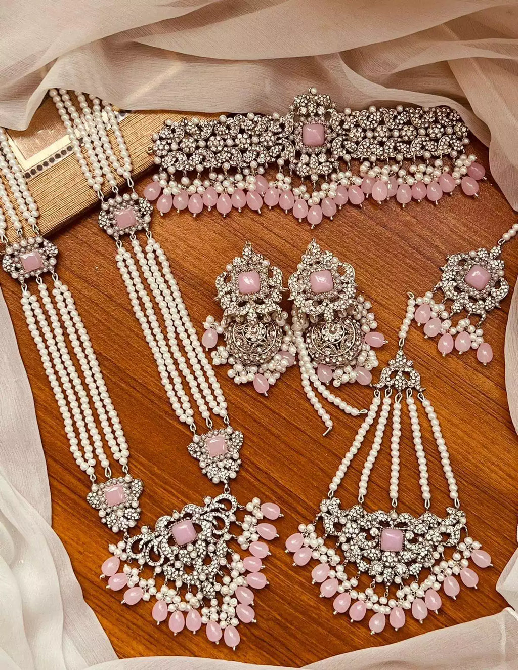 ROYAL Pearl bridal set