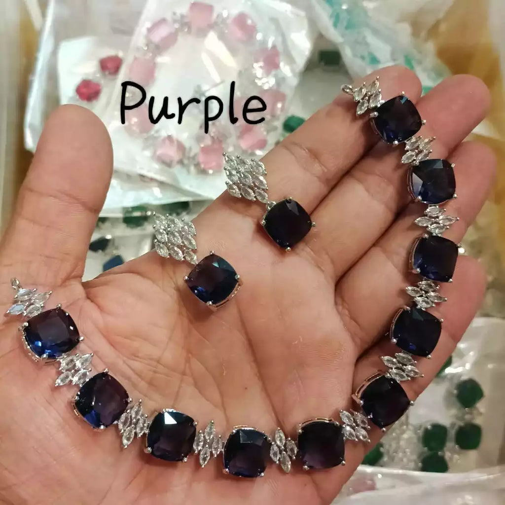 AD necklace set