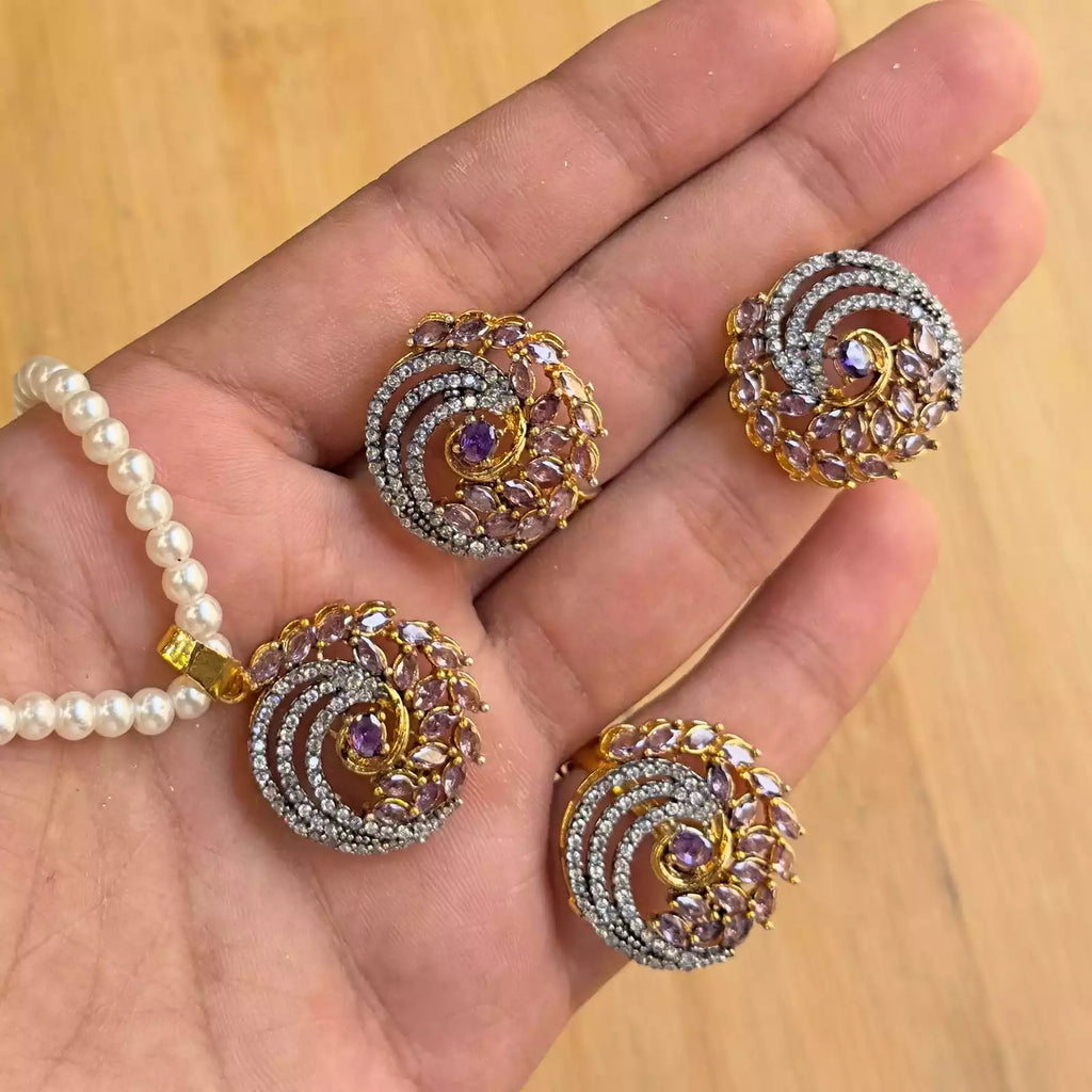 Indian zircon pendant set