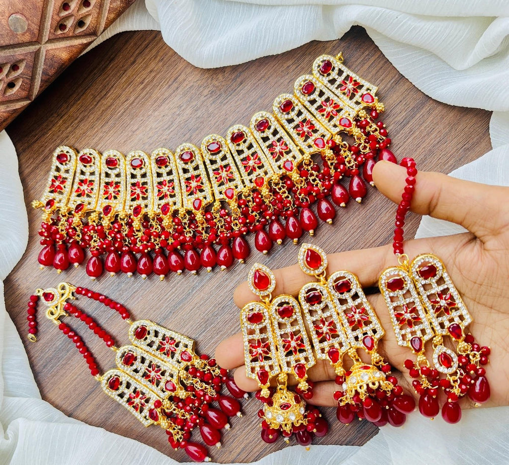Heavy bandhai bridal set with jhumar