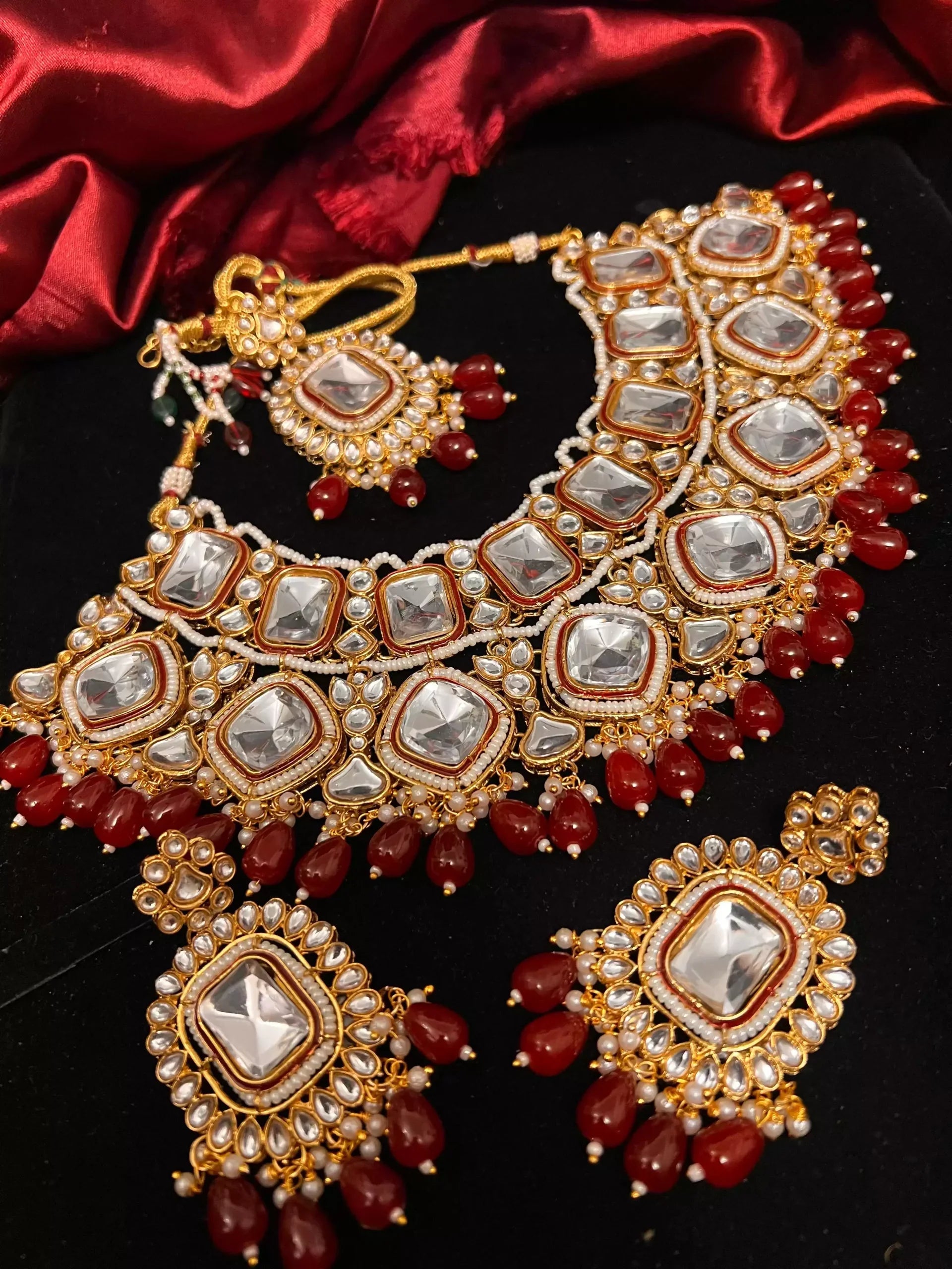 Indian kundan necklace set