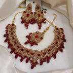 Zircon necklace set with teeka