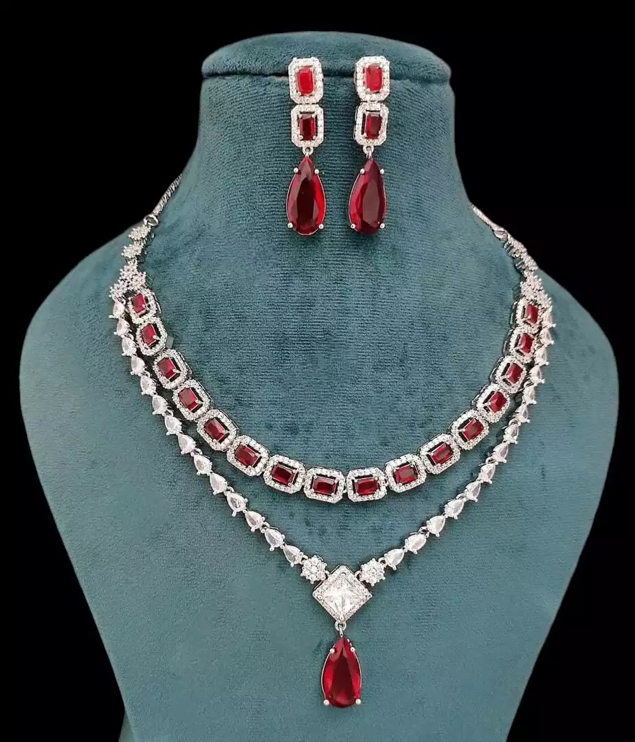 Double layer necklace set