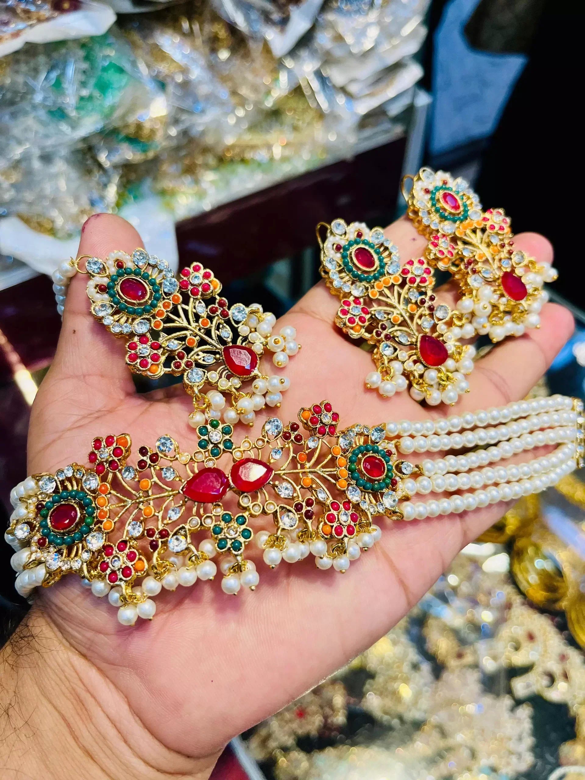 Noratan choker set
