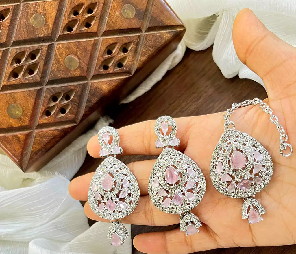 Zircon earrings teeka