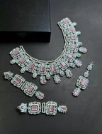 Zircon AD necklace set with teeka