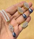 Jarao Zircon locket set