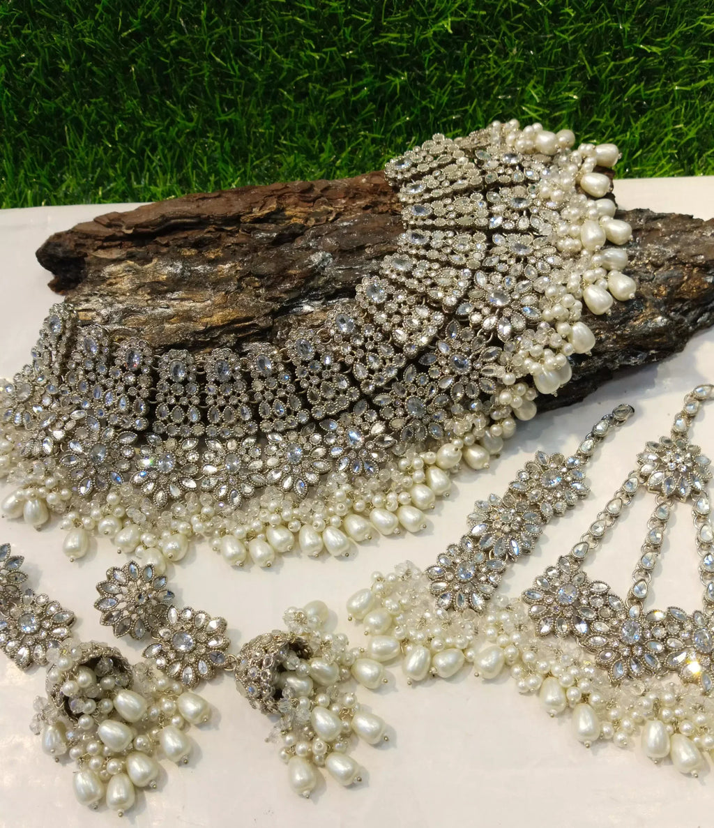 Kundan bridal set with jhumar