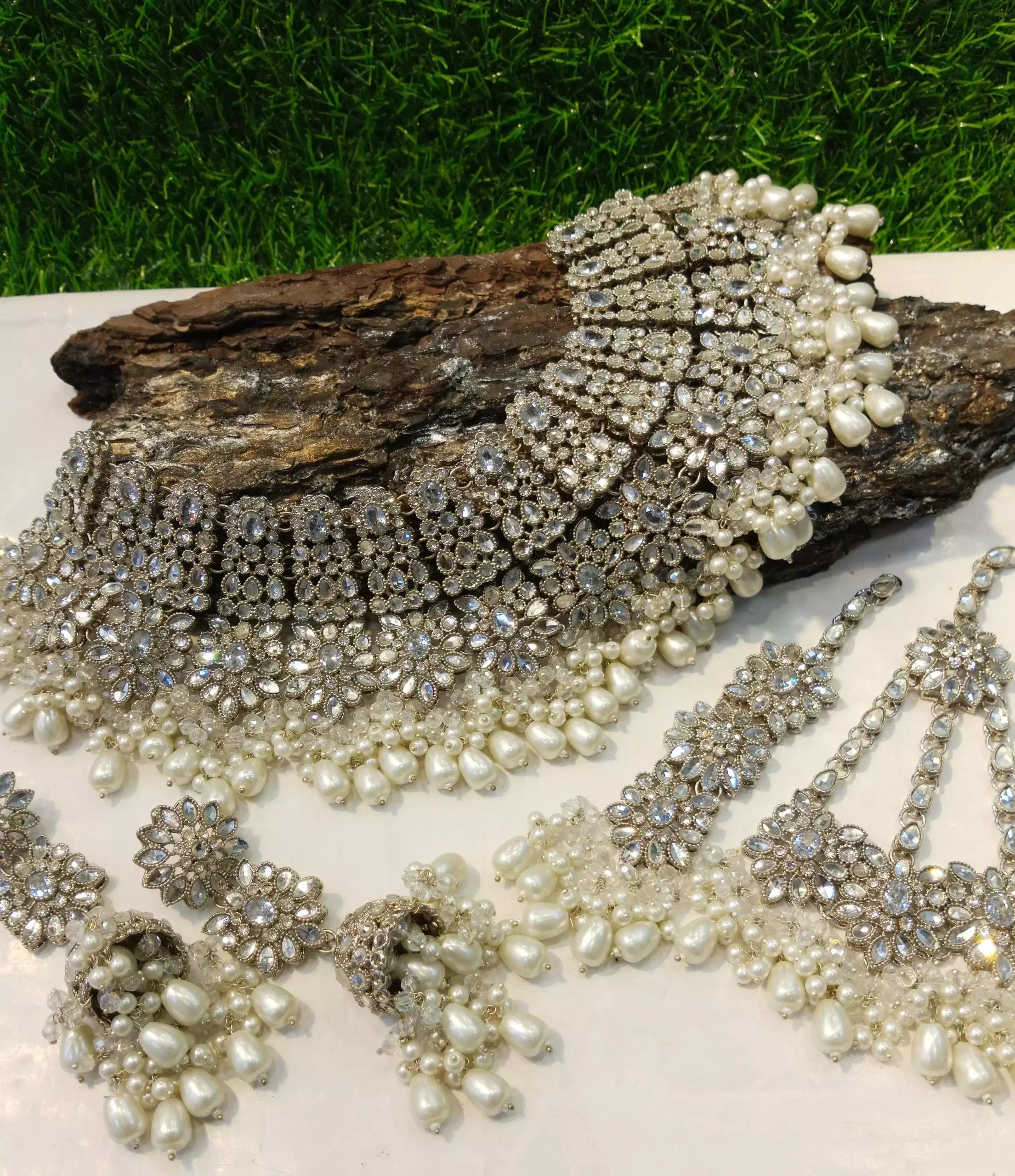Kundan bridal set with jhumar