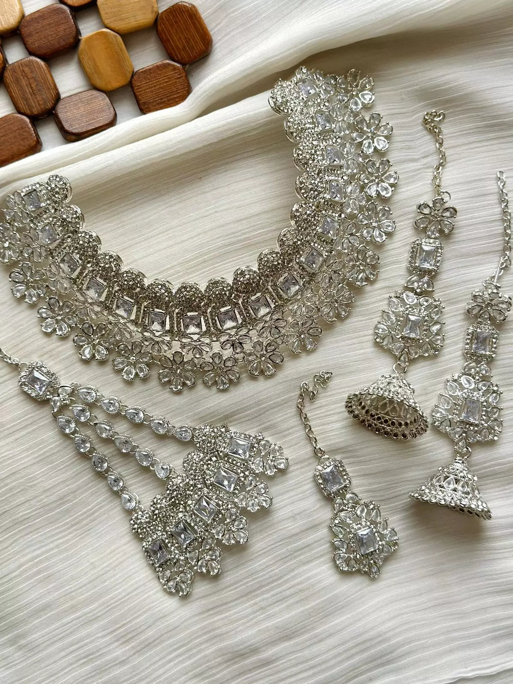 Zircon Floral bridal set