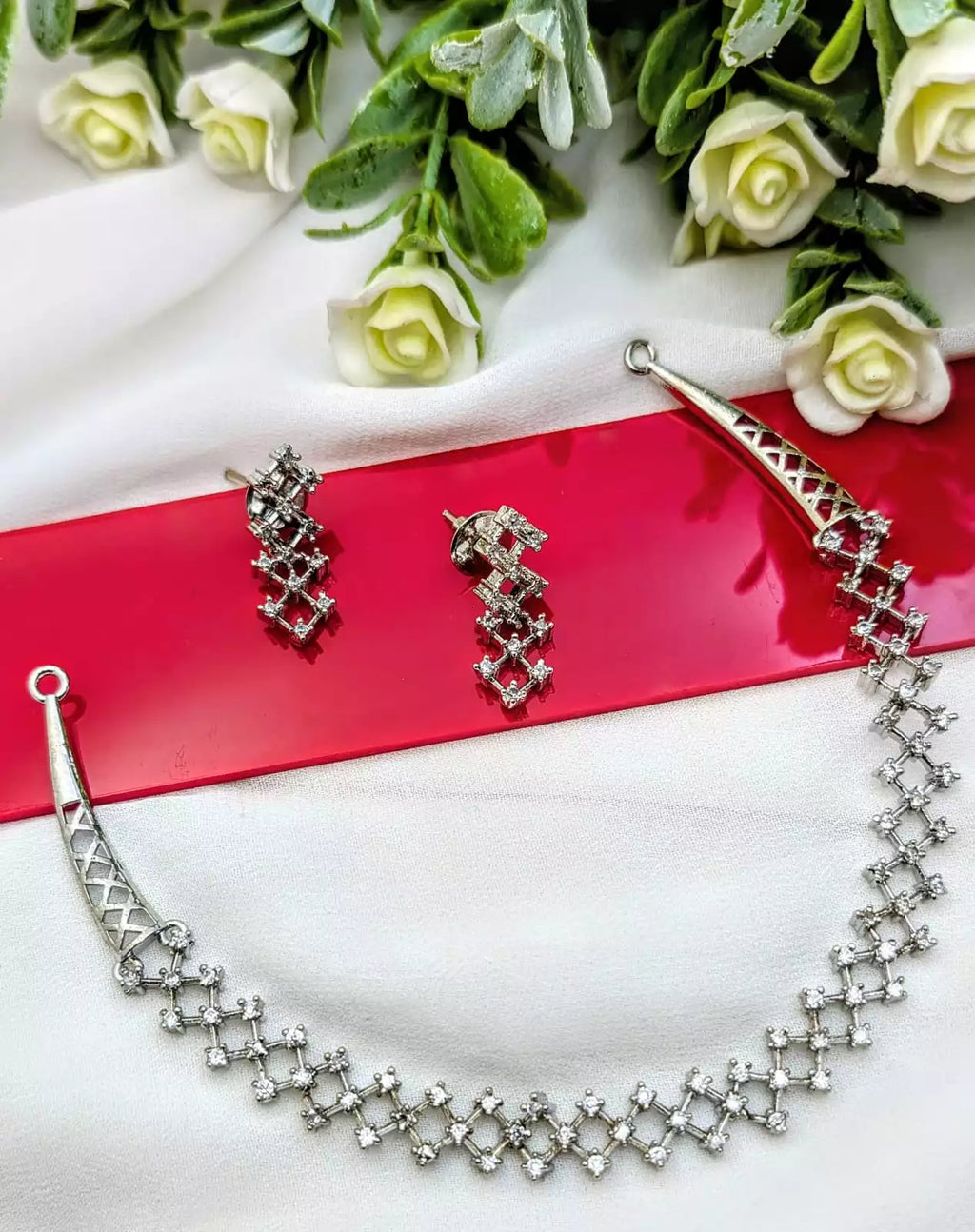 Delicate zircon necklace set