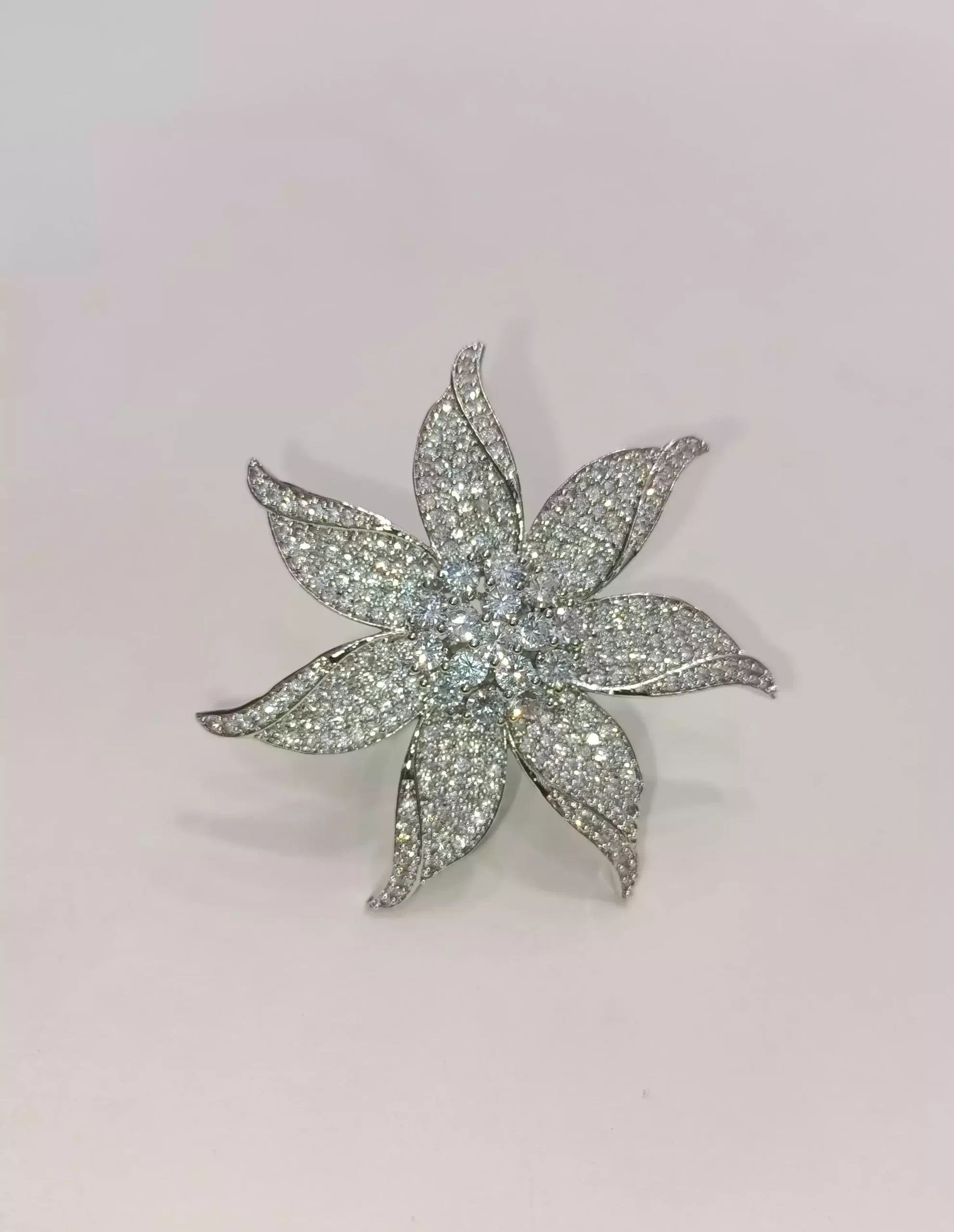 One carat adjustable ring