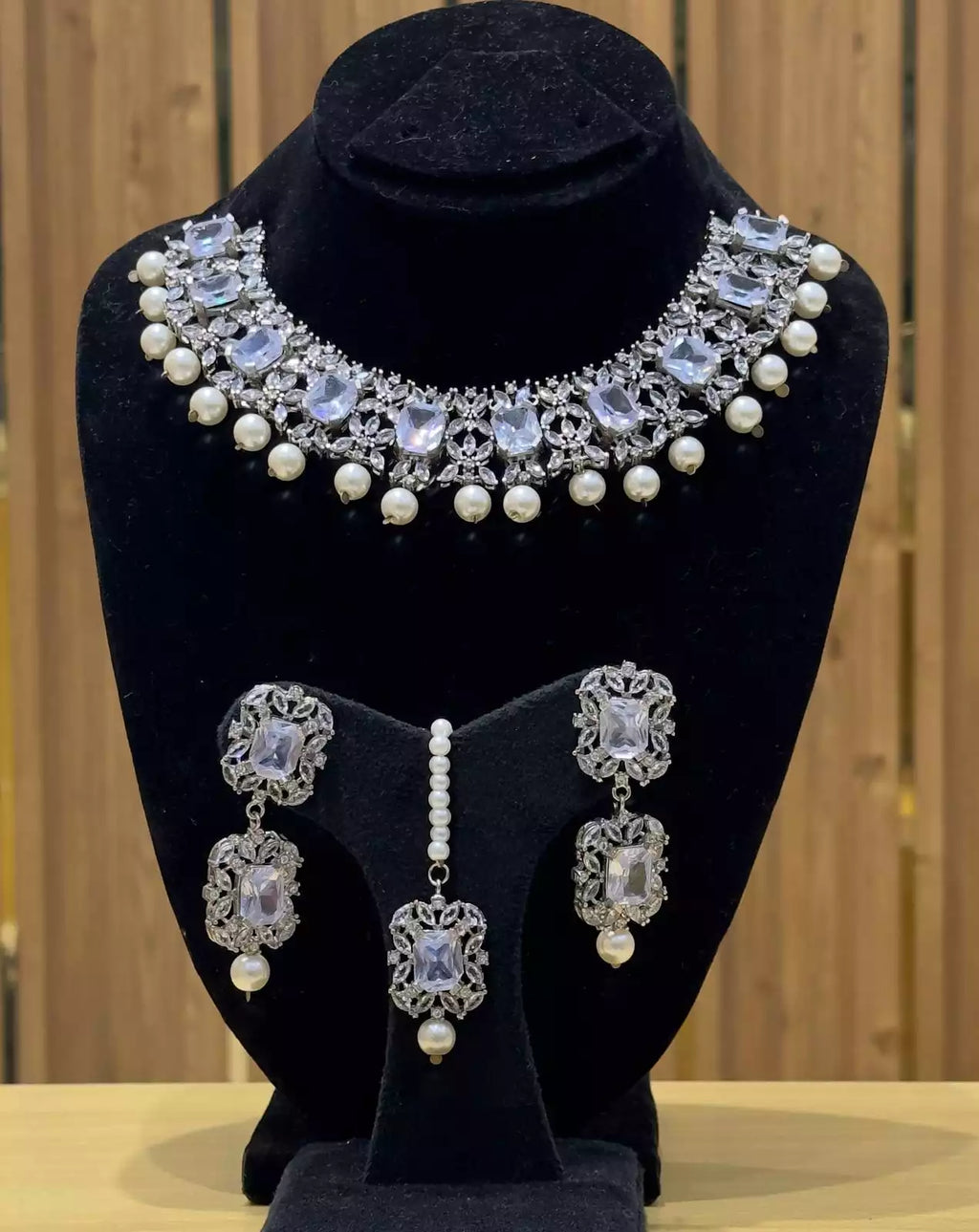 Pearl zirconia necklace set