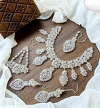 Heavy bridal necklace set