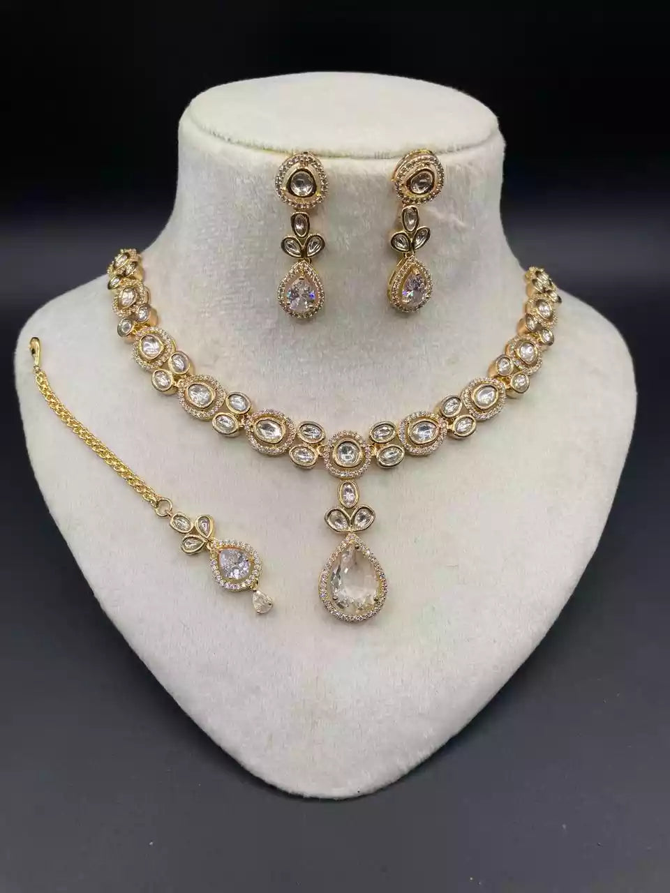 Premium kundan set