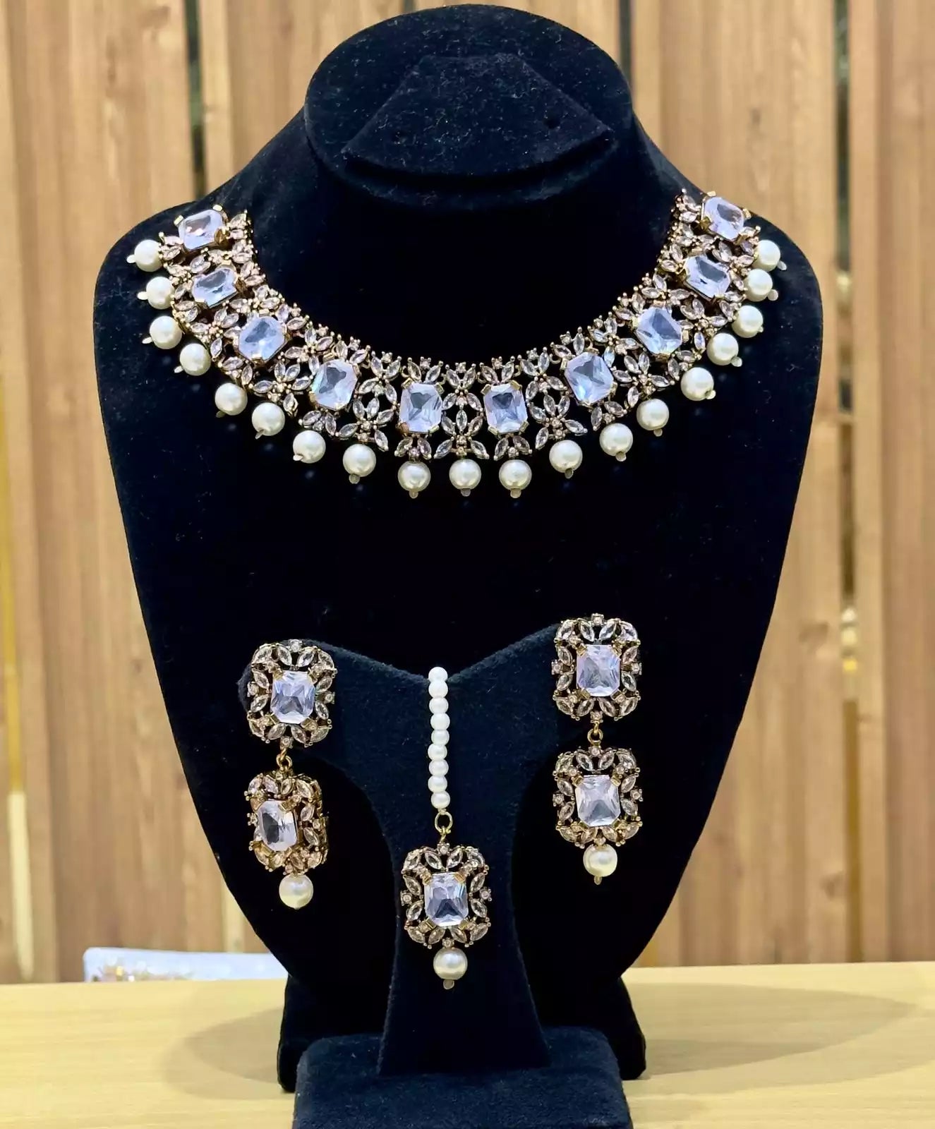 Pearl zirconia necklace set