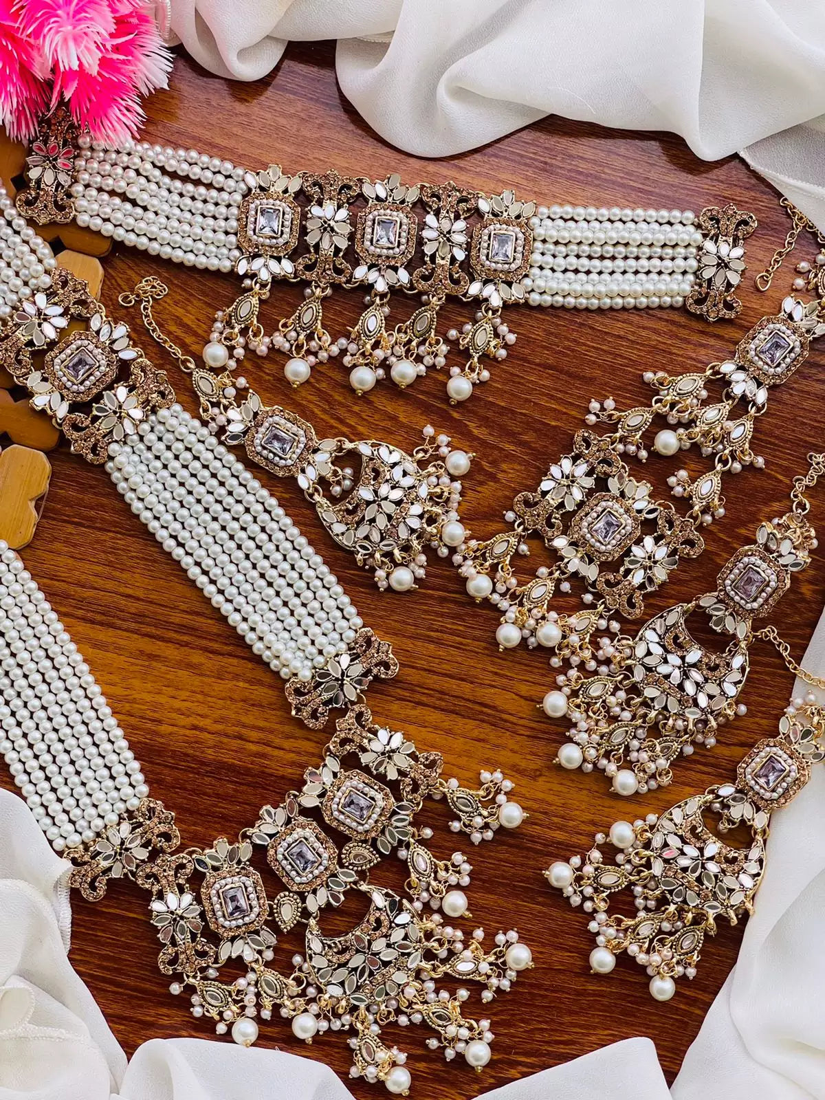 "ROYALE" Bridal set