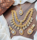 Double line necklace set with teeka