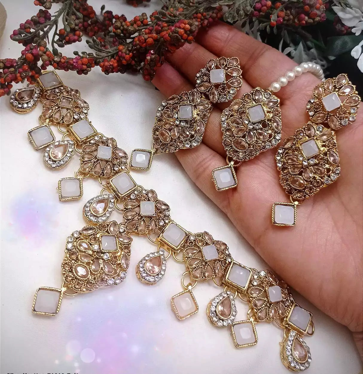 Egyptian polki set with teeka