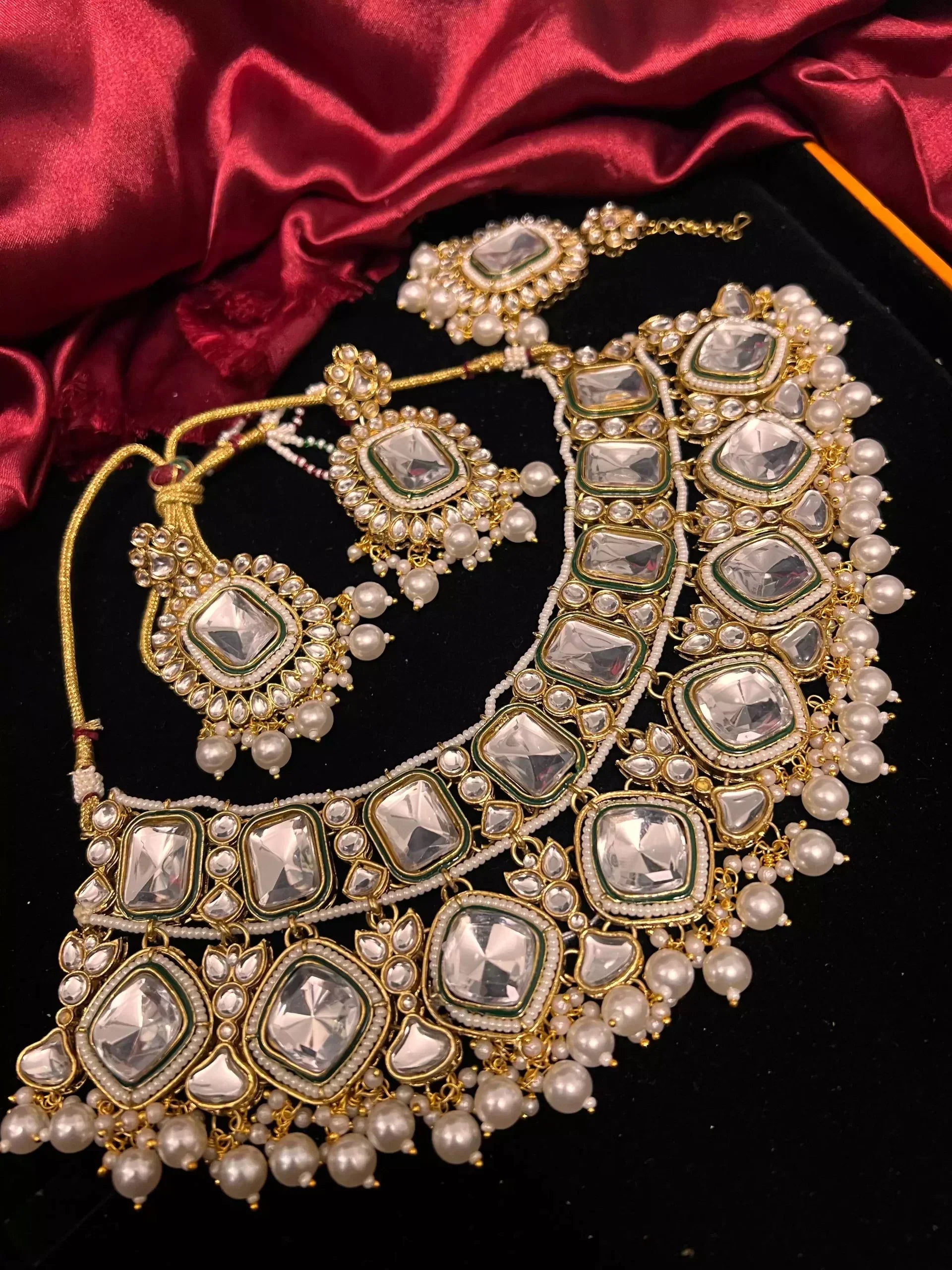 Indian kundan necklace set
