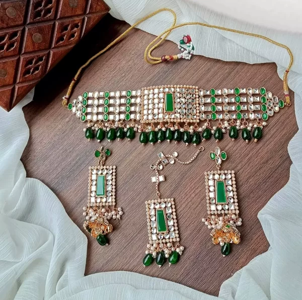 dark-green-g-2.webp Elegant choker set with teeka - Image 9