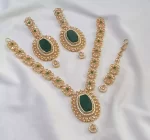 Zircon set with long earrings