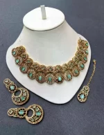 Zircon necklace set with teeka - Image 8
