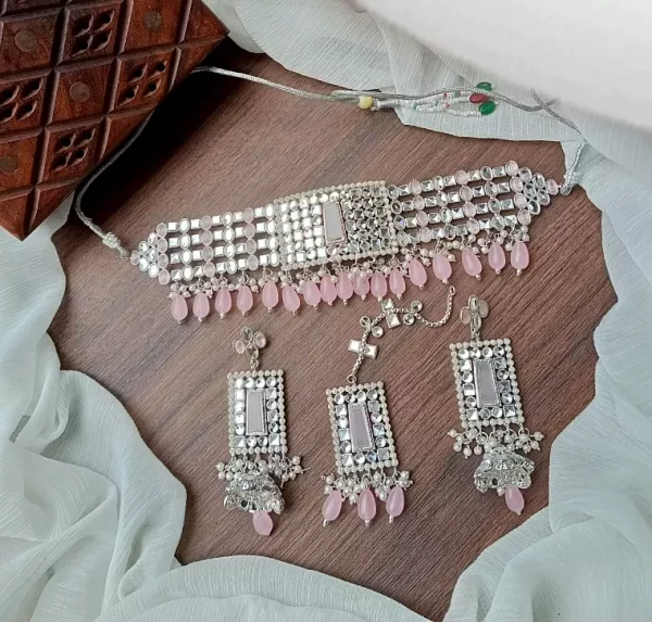 pink-s-7.webp Elegant choker set with teeka - Image 4