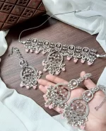 Designer leafy choker teeka set - Image 5